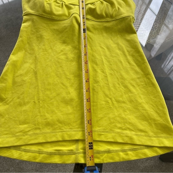 Lululemon Fitted Tank Yellow Stripes Size 6 Yoga Gym Top Sleeveless - Picture 4 of 7